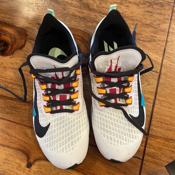 Nike Zoom Air women’s size 9 worn once, almost new. - Picture 3 of 13